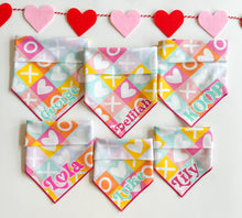 Load image into Gallery viewer, HEARTS & HUGS