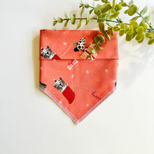 Load image into Gallery viewer, PAWS & PRESENTS