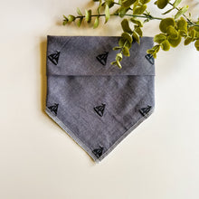 Load image into Gallery viewer, EMBROIDERED SAILBOATS
