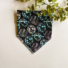 Load image into Gallery viewer, BALL DROP
