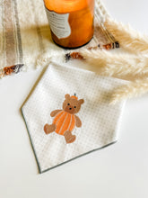 Load image into Gallery viewer, PUMPKIN BEAR
